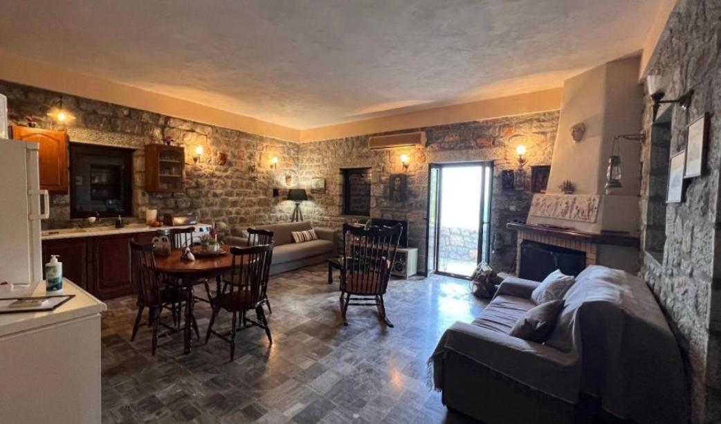 Holiday home Taenarioum Antico